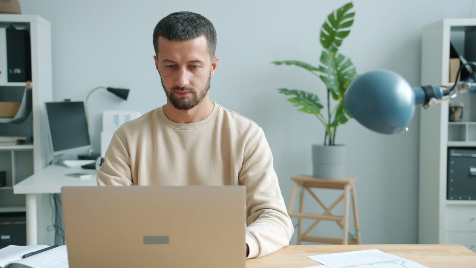 App-Idee umsetzen ohne IT-Kenntnisse: Guide 2026