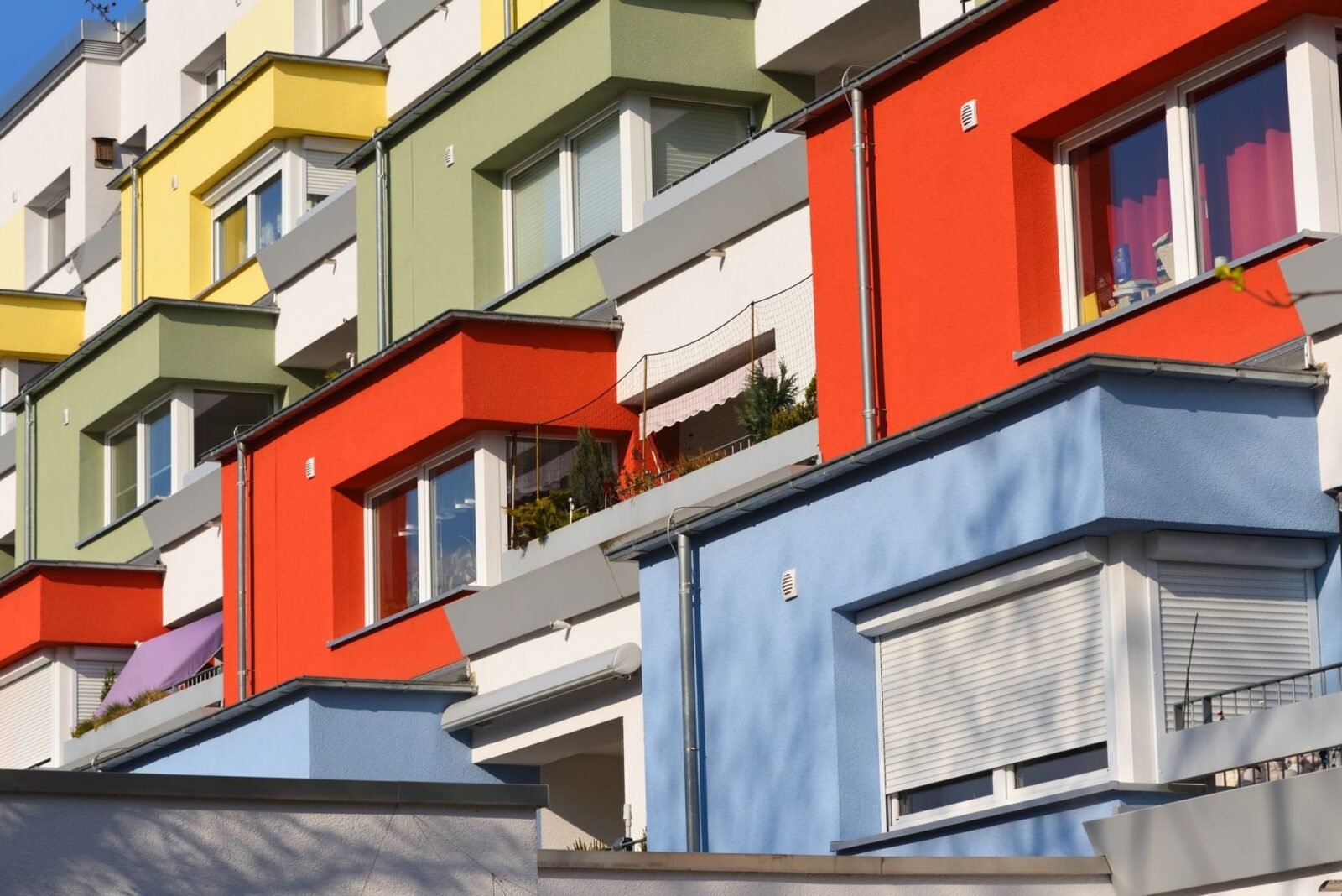 Fenster kaufen online: 8 Anbieter im Vergleich 2026